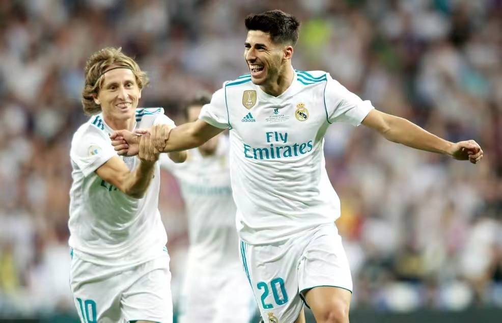 开云体育下载-赛地聚焦——法甲转会期热度飙升,皇家马德里迎来里程碑,质疑声仍在,球队文化再被提及的简单介绍